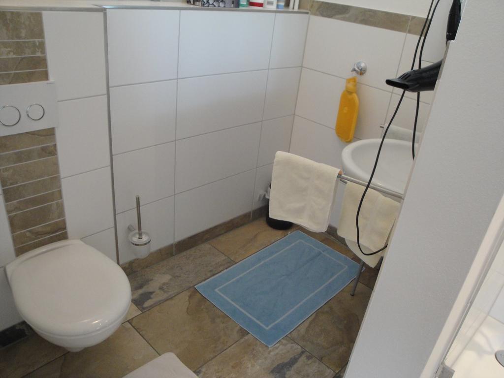 Bed & Kitchen Burgauアパートメント 部屋 写真