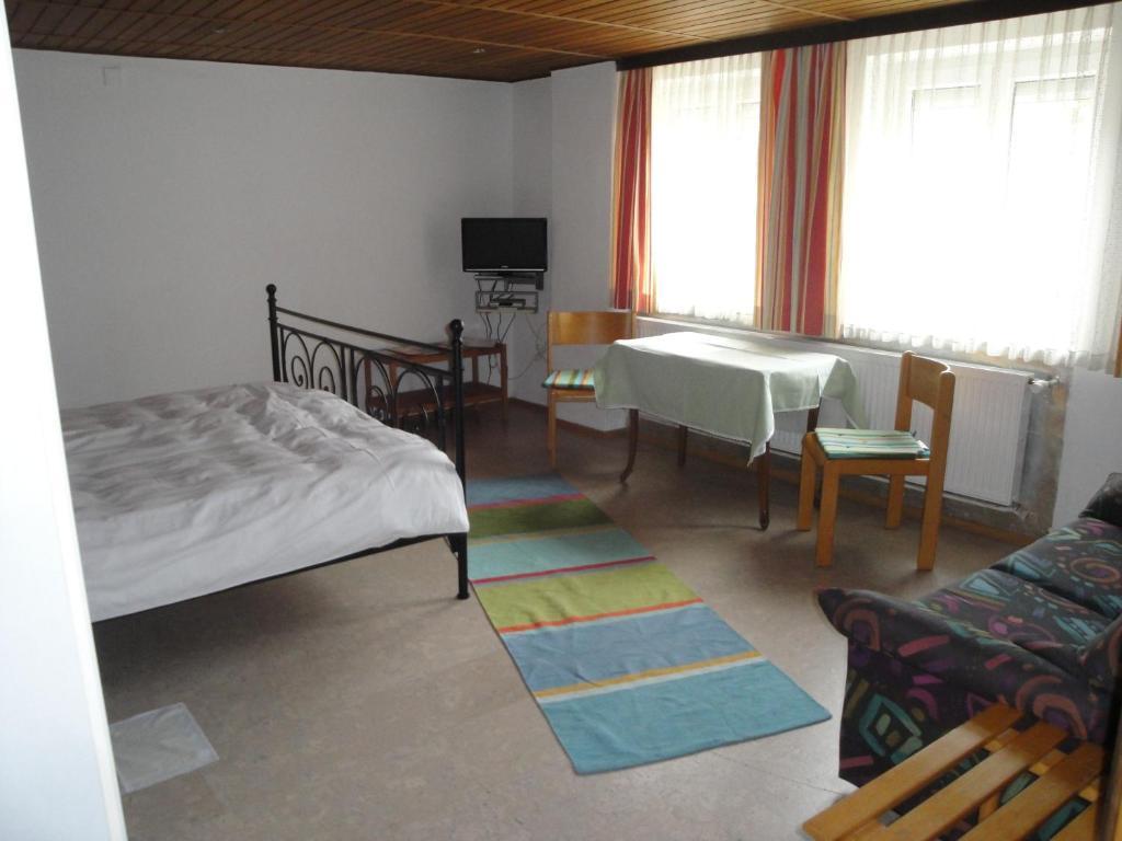 Bed & Kitchen Burgauアパートメント 部屋 写真