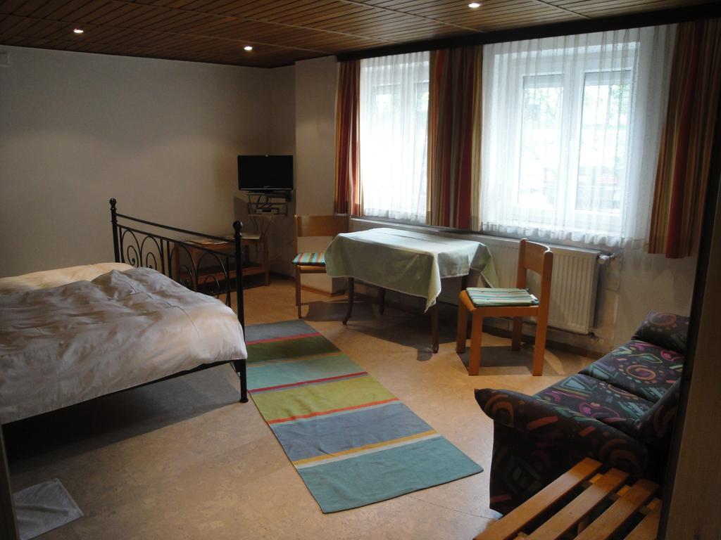 Bed & Kitchen Burgauアパートメント 部屋 写真
