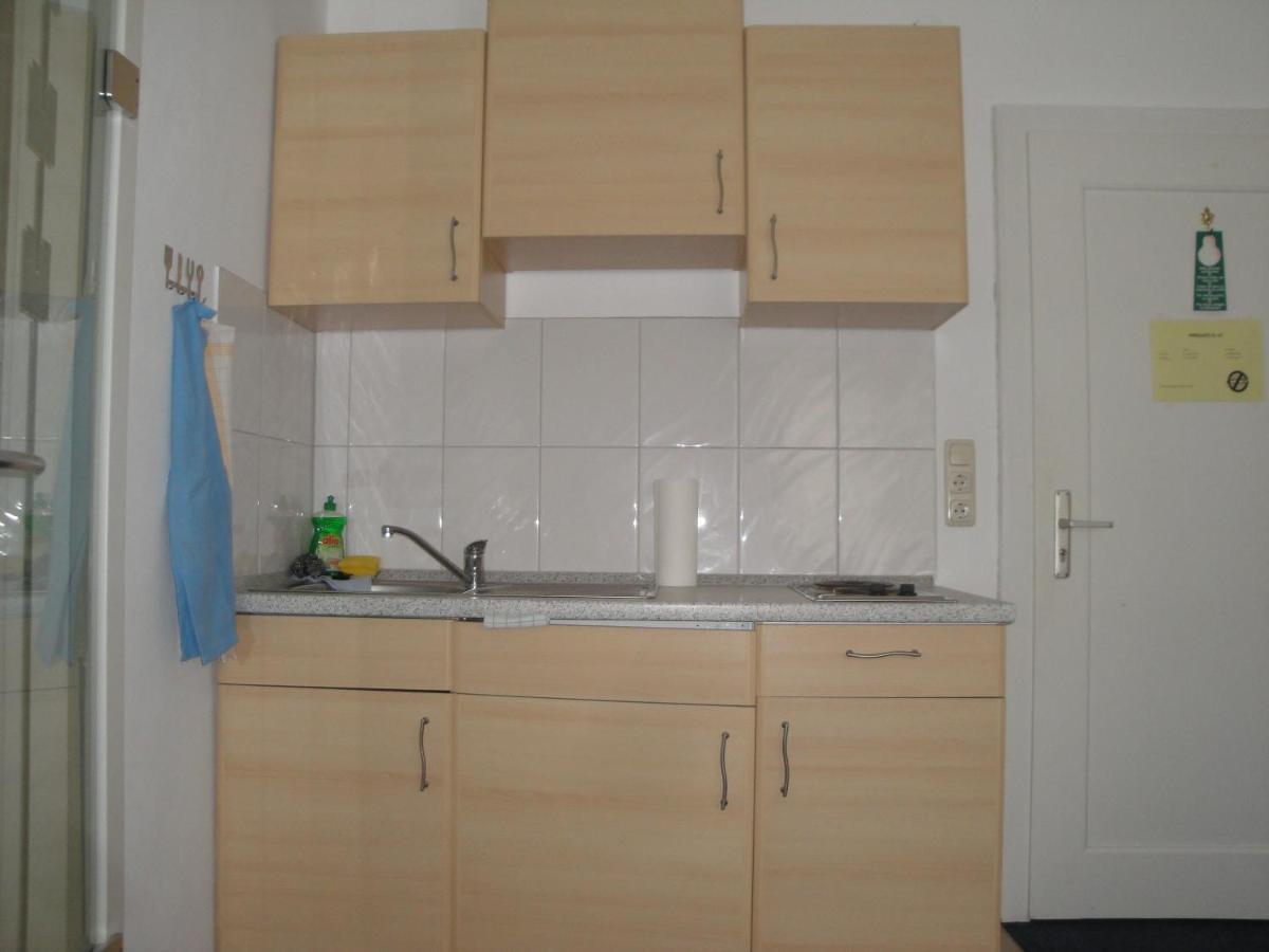 Bed & Kitchen Burgauアパートメント 部屋 写真